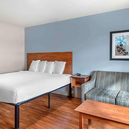 Extended Stay America Select Suites - Wichita - Airport Bagian luar foto