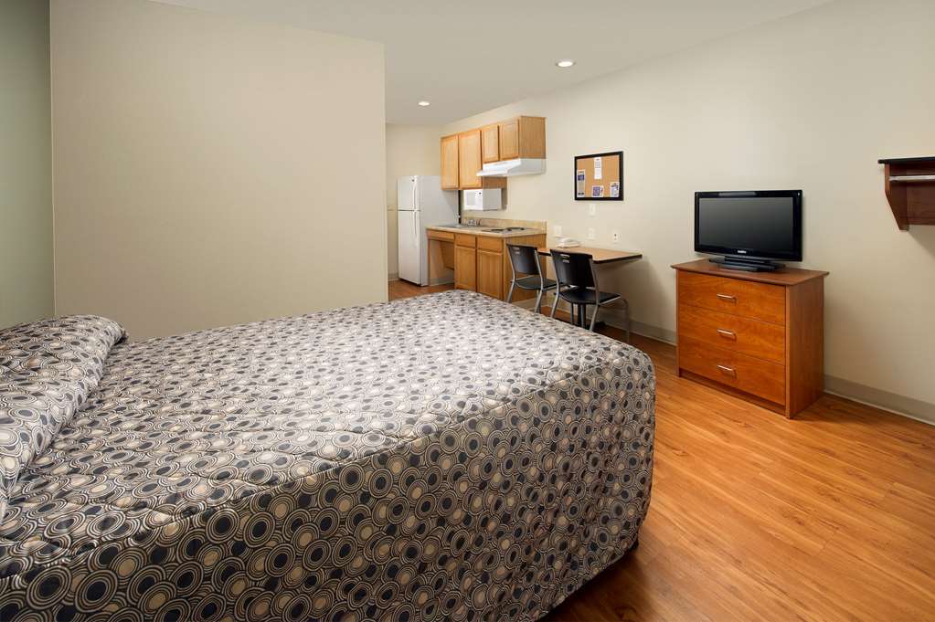 Extended Stay America Select Suites - Wichita - Airport Ruang foto