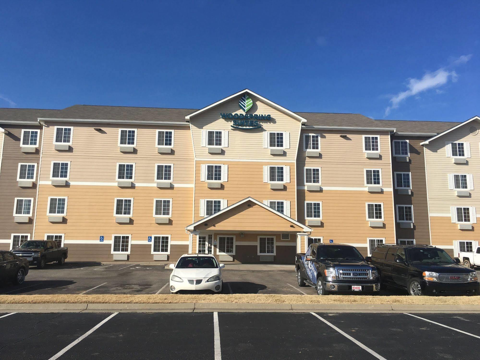 Extended Stay America Select Suites - Wichita - Airport Bagian luar foto